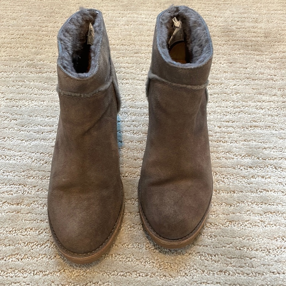 UGG light brown suede waterproof winter booties size 8
